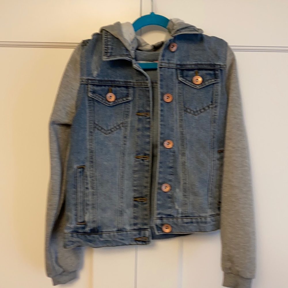 Demin Jacket with sweatshirt detail